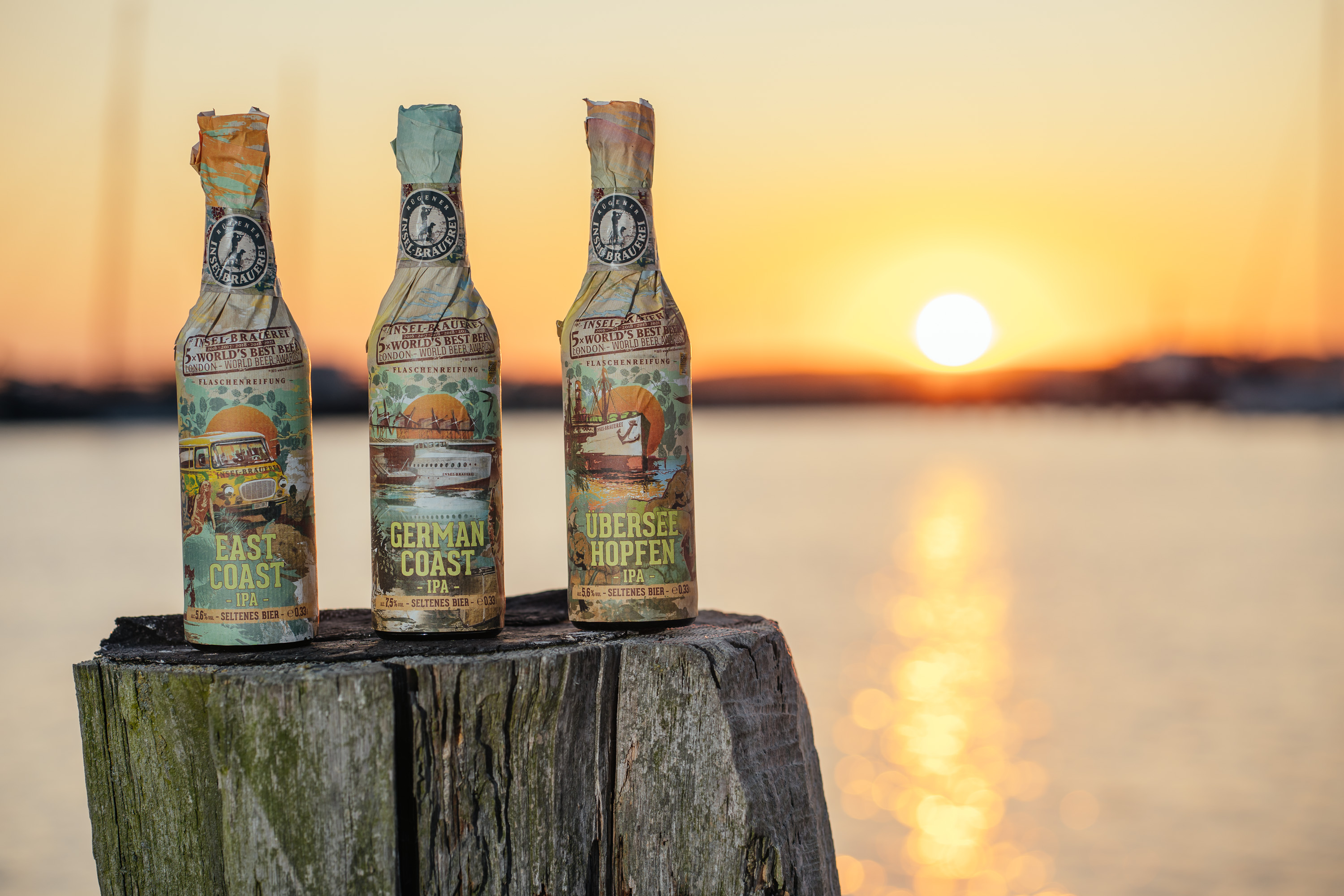 Insel Flaschen vor Sonnenuntergang
